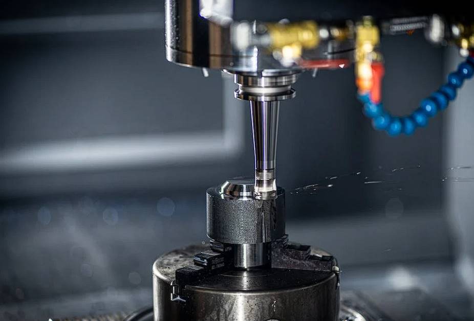 what are the components of a cnc machine 2