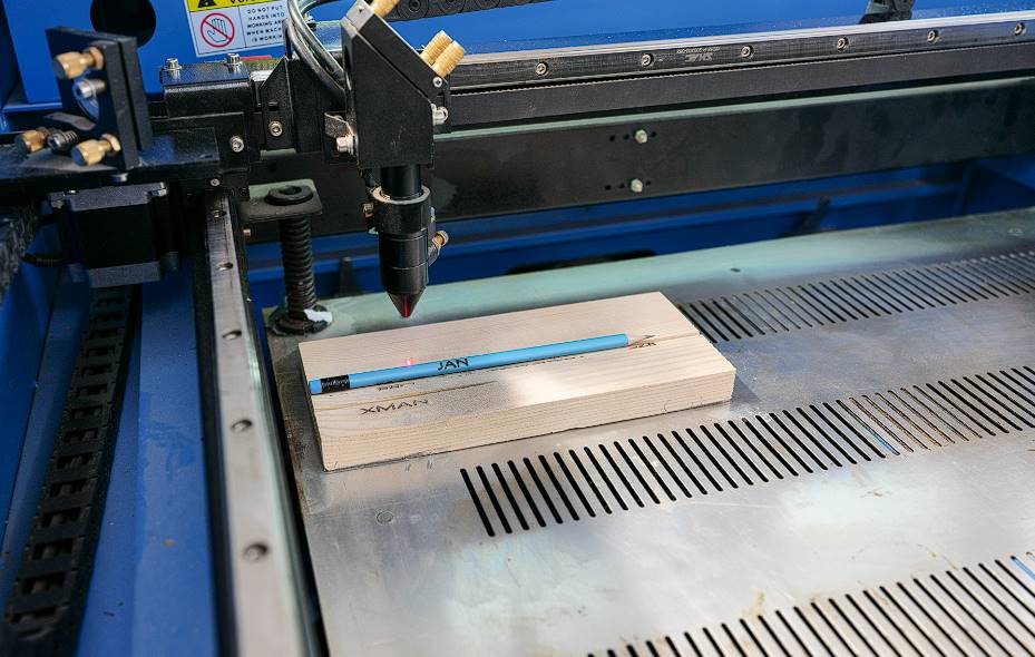 what is laser cutting